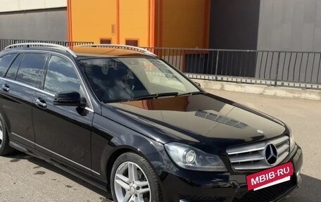 Mercedes-Benz C-Класс, 2012 год, 1 550 000 рублей, 2 фотография