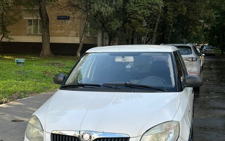 Skoda Fabia II, 2007 год, 247 000 рублей, 2 фотография