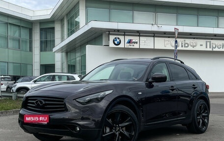 Infiniti QX70, 2016 год, 2 497 000 рублей, 1 фотография
