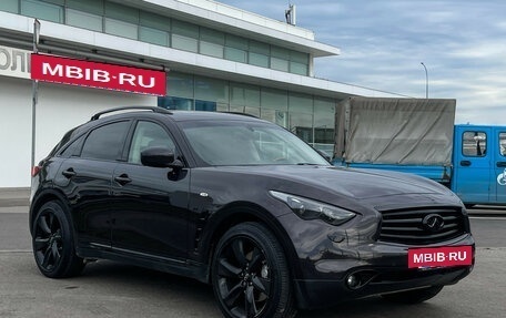 Infiniti QX70, 2016 год, 2 497 000 рублей, 3 фотография