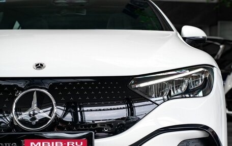 Mercedes-Benz EQE, 2023 год, 7 000 000 рублей, 5 фотография