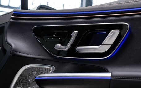 Mercedes-Benz EQE, 2023 год, 7 000 000 рублей, 29 фотография