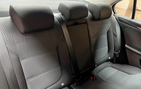 Volkswagen Jetta VI, 2012 год, 1 190 000 рублей, 12 фотография