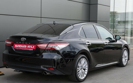 Toyota Camry, 2019 год, 3 300 000 рублей, 5 фотография