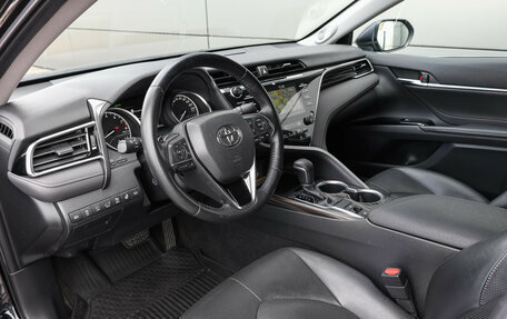 Toyota Camry, 2019 год, 3 300 000 рублей, 15 фотография
