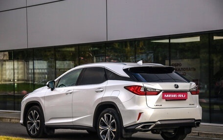Lexus RX IV рестайлинг, 2017 год, 3 469 000 рублей, 8 фотография