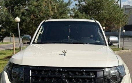 Mitsubishi Pajero IV, 2019 год, 4 500 000 рублей, 2 фотография