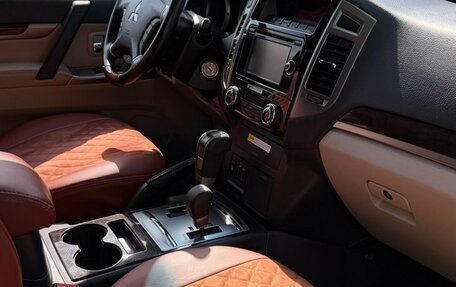 Mitsubishi Pajero IV, 2019 год, 4 500 000 рублей, 9 фотография