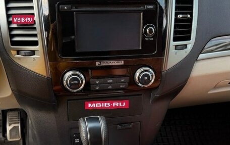 Mitsubishi Pajero IV, 2019 год, 4 500 000 рублей, 11 фотография