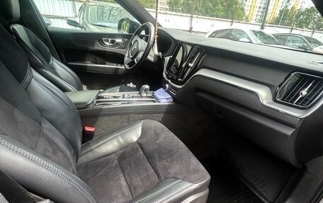Volvo XC60 II, 2021 год, 4 300 000 рублей, 9 фотография