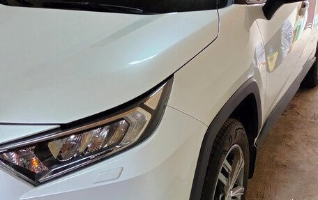 Toyota RAV4, 2020 год, 3 800 000 рублей, 3 фотография