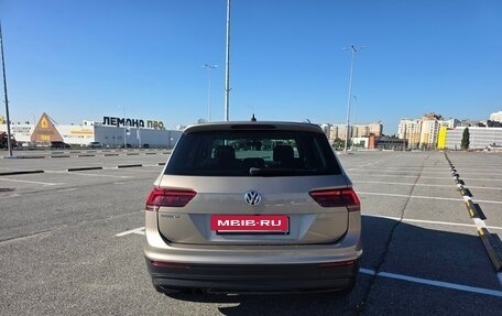 Volkswagen Tiguan II, 2018 год, 2 190 000 рублей, 5 фотография