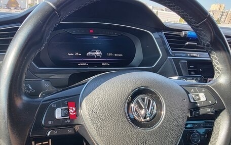 Volkswagen Tiguan II, 2018 год, 2 190 000 рублей, 11 фотография
