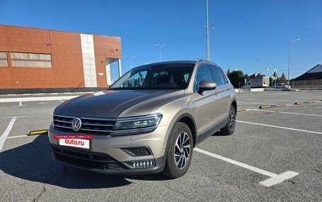 Volkswagen Tiguan II, 2018 год, 2 190 000 рублей, 18 фотография