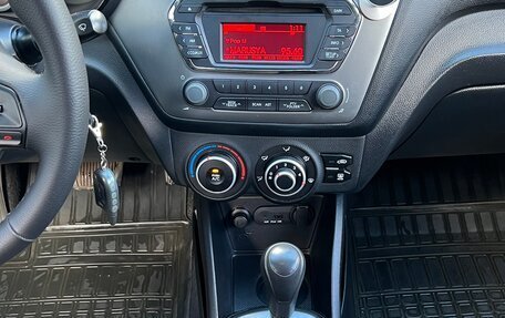 KIA Rio III рестайлинг, 2014 год, 799 999 рублей, 30 фотография