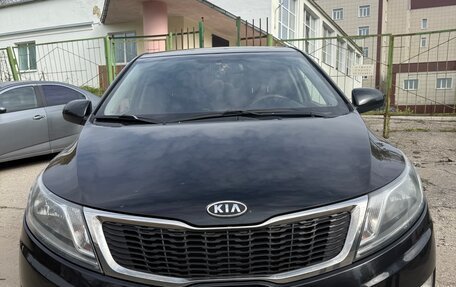 KIA Rio III рестайлинг, 2012 год, 880 000 рублей, 2 фотография