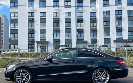 Mercedes-Benz E-Класс, 2009 год, 1 120 000 рублей, 4 фотография