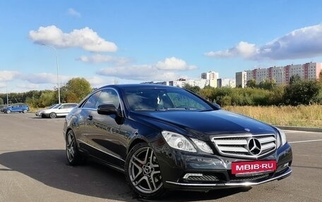 Mercedes-Benz E-Класс, 2009 год, 1 120 000 рублей, 22 фотография