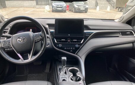 Toyota Camry, 2023 год, 3 300 000 рублей, 7 фотография
