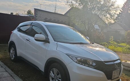 Honda Vezel, 2016 год, 1 550 000 рублей, 2 фотография