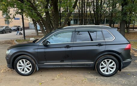 Volkswagen Tiguan II, 2019 год, 3 195 000 рублей, 3 фотография