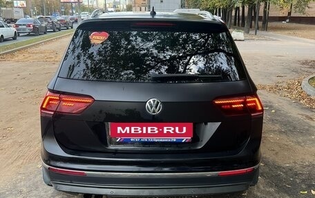 Volkswagen Tiguan II, 2019 год, 3 195 000 рублей, 5 фотография
