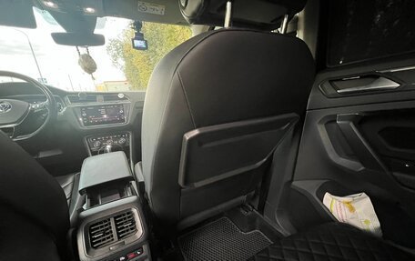 Volkswagen Tiguan II, 2019 год, 3 195 000 рублей, 21 фотография