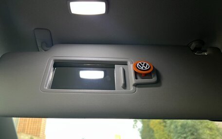 Volkswagen Tiguan II, 2019 год, 3 195 000 рублей, 28 фотография