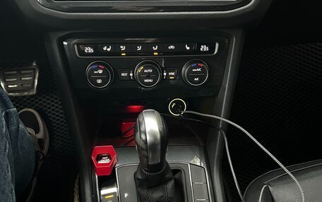 Volkswagen Tiguan II, 2019 год, 3 195 000 рублей, 38 фотография