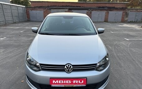 Volkswagen Polo VI (EU Market), 2012 год, 1 270 000 рублей, 2 фотография