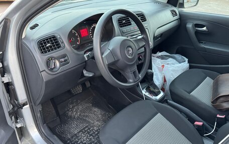 Volkswagen Polo VI (EU Market), 2012 год, 1 270 000 рублей, 19 фотография