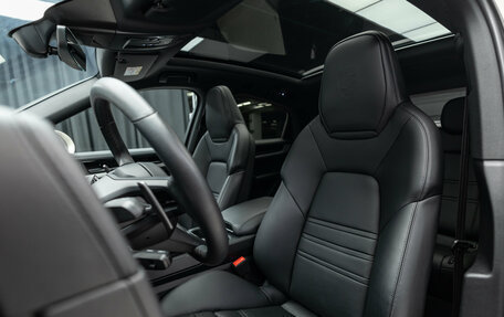 Porsche Cayenne III, 2024 год, 13 990 000 рублей, 12 фотография