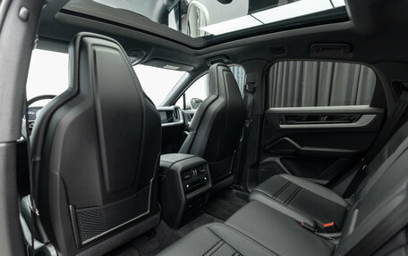 Porsche Cayenne III, 2024 год, 13 990 000 рублей, 28 фотография