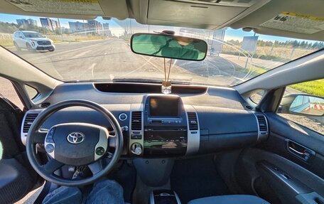 Toyota Prius, 2007 год, 600 000 рублей, 12 фотография