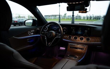 Mercedes-Benz E-Класс, 2021 год, 4 550 000 рублей, 6 фотография