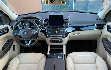 Mercedes-Benz GLE, 2017 год, 3 970 000 рублей, 2 фотография