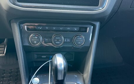 Volkswagen Tiguan II, 2019 год, 2 900 000 рублей, 5 фотография