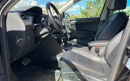 Volkswagen Tiguan II, 2019 год, 2 900 000 рублей, 3 фотография