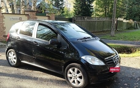 Mercedes-Benz A-Класс, 2011 год, 850 000 рублей, 4 фотография