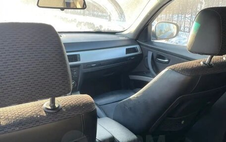 BMW 3 серия, 2009 год, 670 000 рублей, 13 фотография