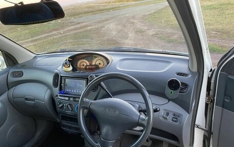 Toyota FunCargo, 2001 год, 335 000 рублей, 2 фотография