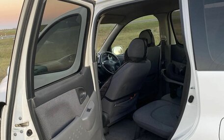 Toyota FunCargo, 2001 год, 335 000 рублей, 11 фотография
