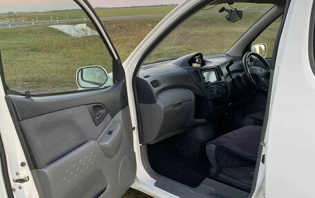 Toyota FunCargo, 2001 год, 335 000 рублей, 15 фотография