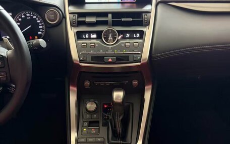 Lexus NX I, 2021 год, 2 510 000 рублей, 13 фотография