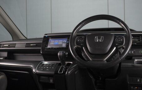 Honda Stepwgn IV, 2018 год, 2 130 000 рублей, 5 фотография