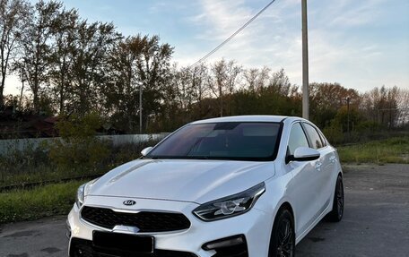 KIA Cerato IV, 2019 год, 1 820 000 рублей, 2 фотография