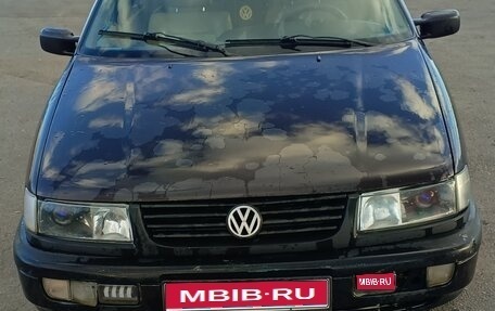 Volkswagen Passat B4, 1995 год, 300 000 рублей, 1 фотография