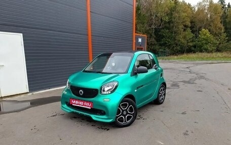 Smart Fortwo III, 2018 год, 860 000 рублей, 3 фотография