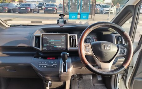 Honda Stepwgn IV, 2014 год, 1 950 000 рублей, 4 фотография