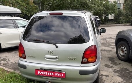 Toyota Corolla Spacio II, 1998 год, 400 000 рублей, 3 фотография